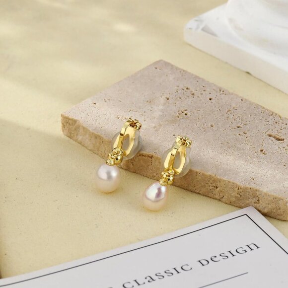 Women's White Gold Pearl Drop Dangle Earrings Elegant Lightweight Casual Jewelry - Picture 7 of 9